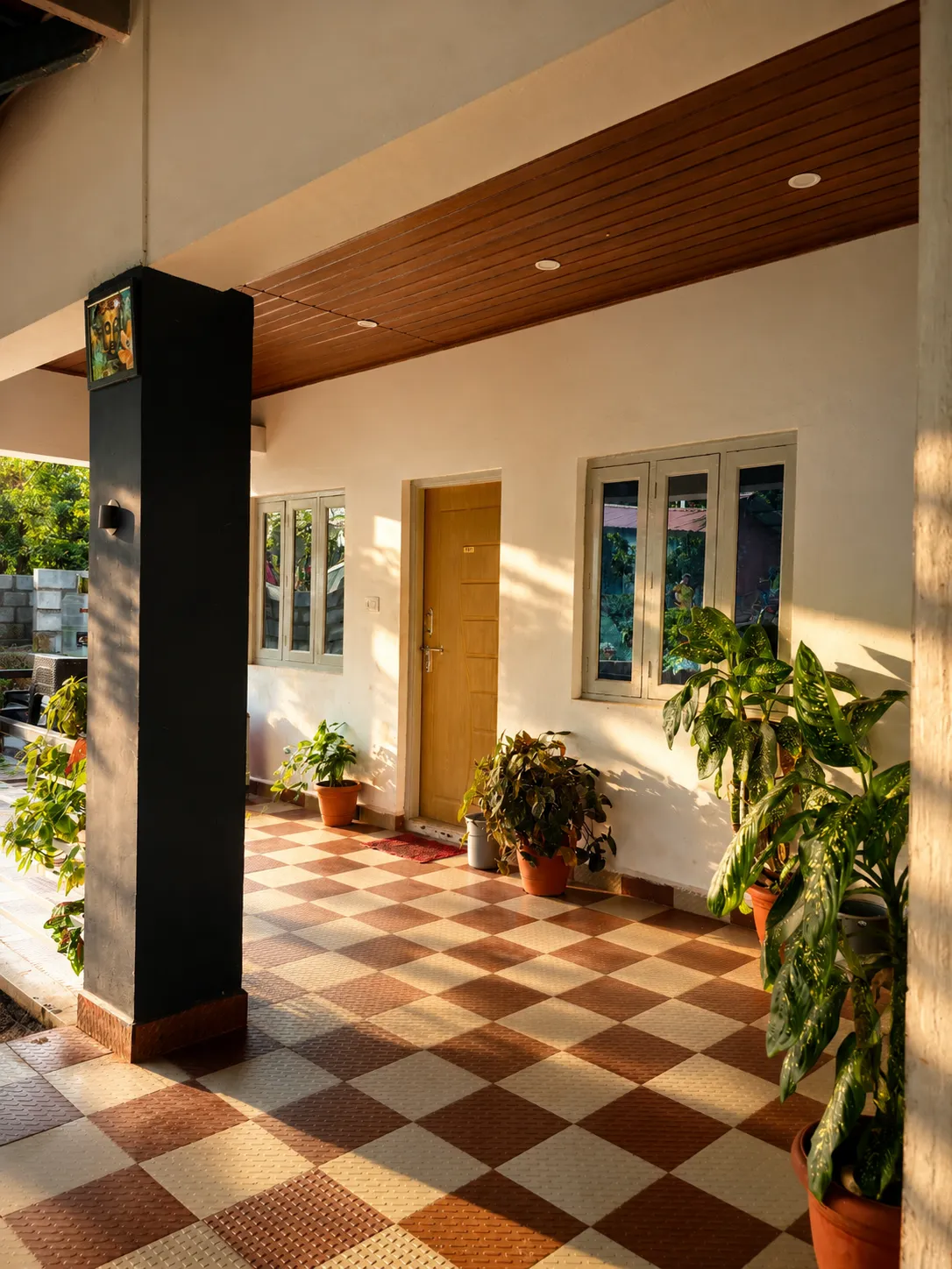 Exterior 5